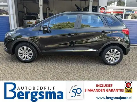 Used RENAULT CAPTUR Petrol 2016 Ad 