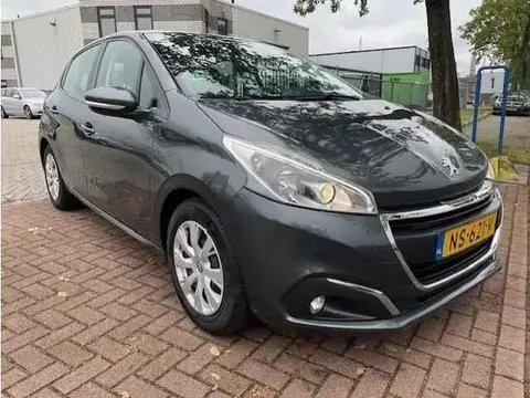 Used PEUGEOT 208 Petrol 2017 Ad 