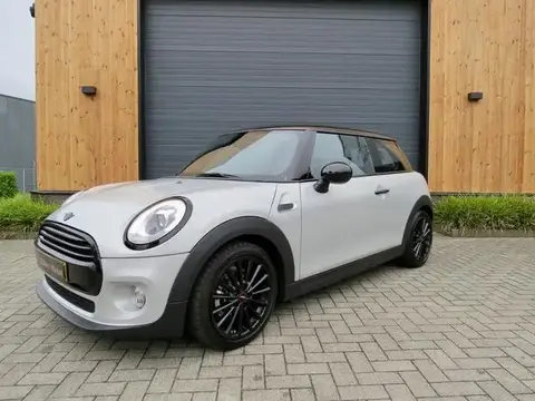 Used MINI COOPER Petrol 2017 Ad 