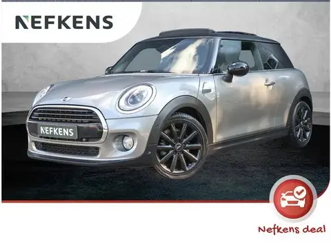 Used MINI COOPER Petrol 2018 Ad 