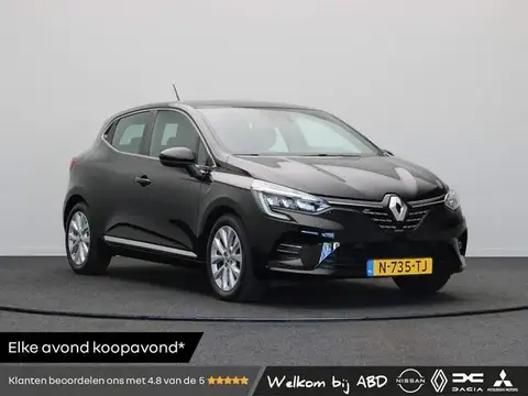 Used RENAULT CLIO Hybrid 2021 Ad 