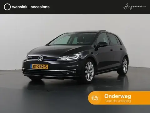 Used VOLKSWAGEN GOLF Petrol 2018 Ad 