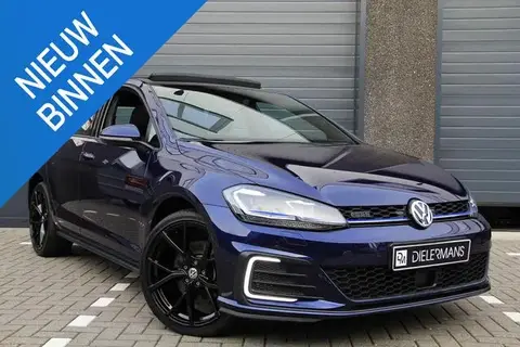 Used VOLKSWAGEN GOLF Hybrid 2020 Ad 