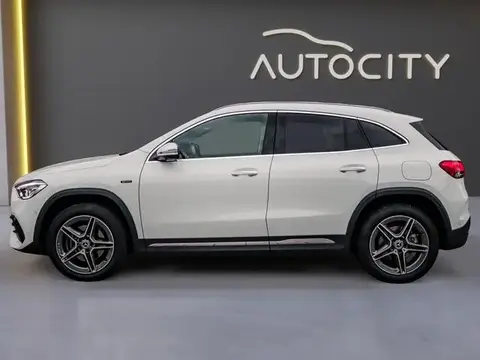 Used MERCEDES-BENZ CLASSE GLA Hybrid 2021 Ad 