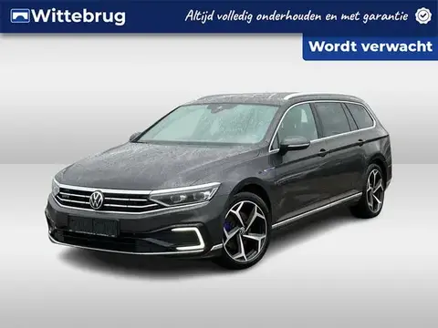 Used VOLKSWAGEN PASSAT Hybrid 2021 Ad 