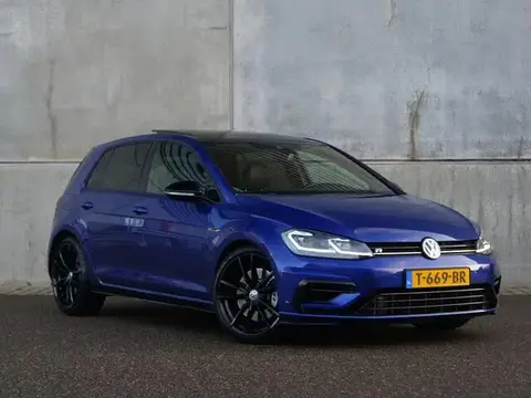 Used VOLKSWAGEN GOLF Petrol 2019 Ad 