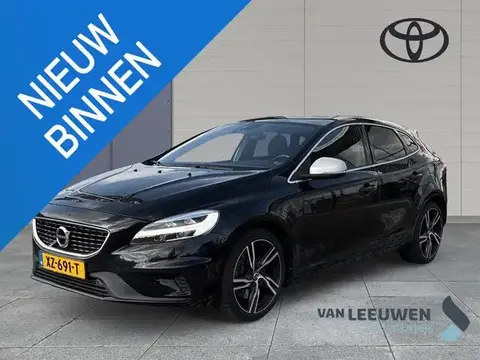 Annonce VOLVO V40 Essence 2019 d'occasion 