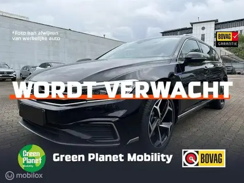 Used VOLKSWAGEN PASSAT Hybrid 2021 Ad 