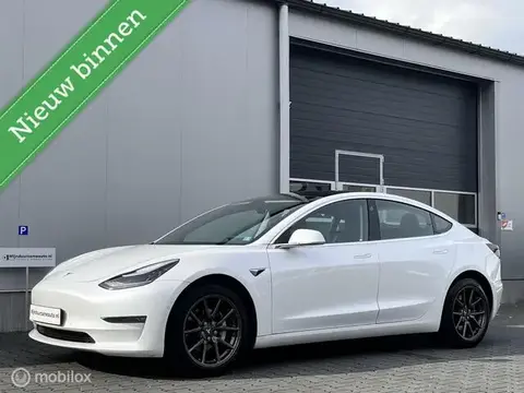 Used TESLA MODEL 3 Electric 2019 Ad 