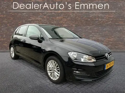 Used VOLKSWAGEN GOLF Petrol 2015 Ad 