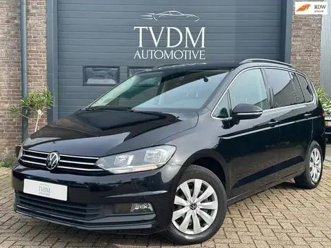 Used VOLKSWAGEN TOURAN Petrol 2021 Ad 