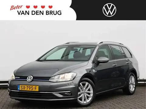 Used VOLKSWAGEN GOLF Petrol 2018 Ad 