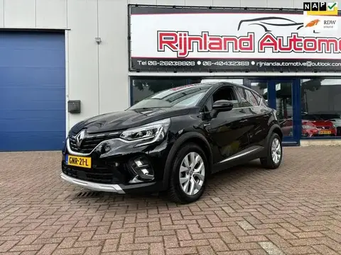 Used RENAULT CAPTUR Hybrid 2022 Ad 