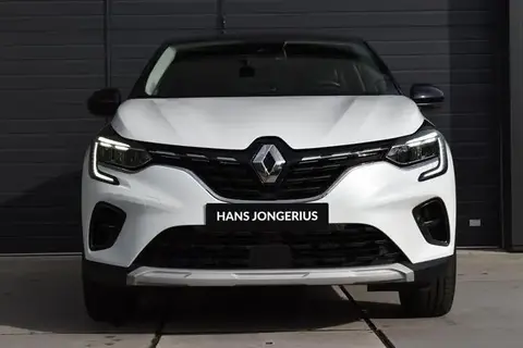 Used RENAULT CAPTUR Hybrid 2022 Ad 