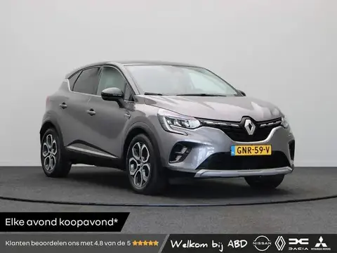 Used RENAULT CAPTUR Hybrid 2022 Ad 