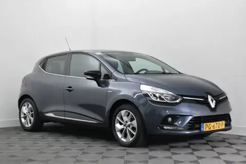 Used RENAULT CLIO Petrol 2017 Ad 