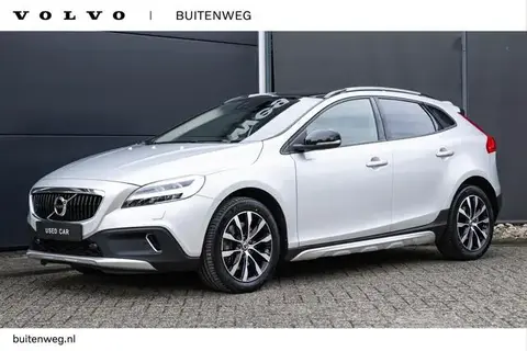 Annonce VOLVO V40 Essence 2019 d'occasion 