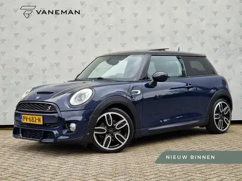 Used MINI COOPER Petrol 2017 Ad 