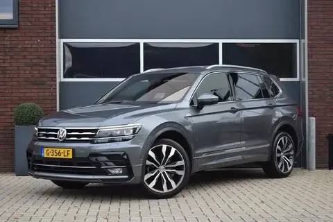 Used VOLKSWAGEN TIGUAN Petrol 2019 Ad 