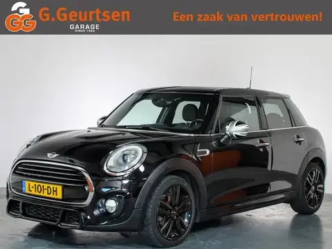 Used MINI COOPER Petrol 2015 Ad 