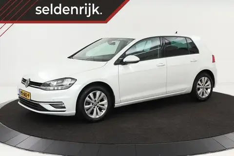 Used VOLKSWAGEN GOLF Petrol 2017 Ad 