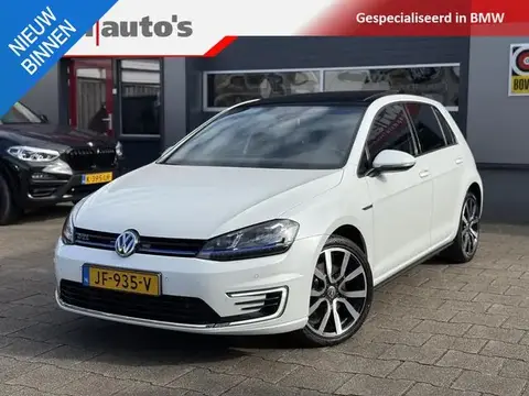 Used VOLKSWAGEN GOLF Hybrid 2015 Ad 