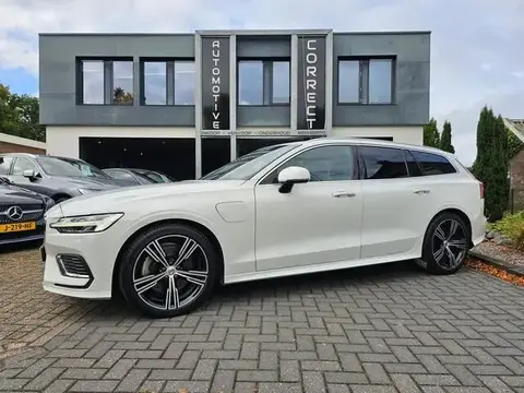 Used VOLVO V60 Hybrid 2020 Ad 