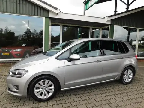 Used VOLKSWAGEN GOLF Petrol 2017 Ad 