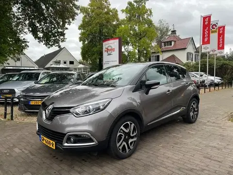 Used RENAULT CAPTUR Petrol 2015 Ad 