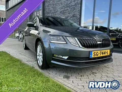 Used SKODA OCTAVIA Petrol 2018 Ad 