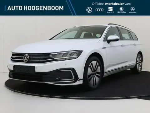 Used VOLKSWAGEN PASSAT Hybrid 2021 Ad 