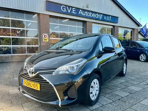 Used TOYOTA YARIS Petrol 2015 Ad 