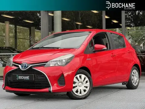 Used TOYOTA YARIS Hybrid 2015 Ad 