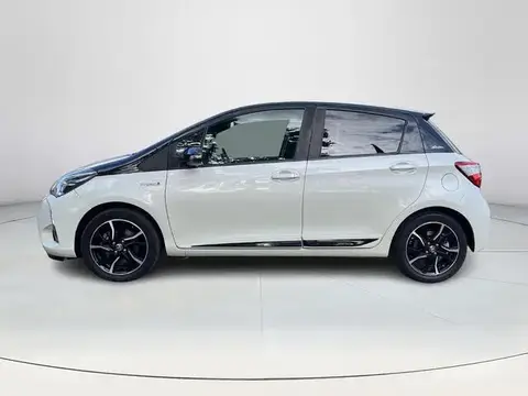 Used TOYOTA YARIS Hybrid 2019 Ad 