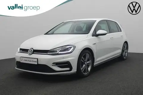 Used VOLKSWAGEN GOLF Petrol 2017 Ad 