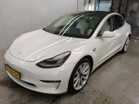 Used TESLA MODEL 3 Electric 2019 Ad 