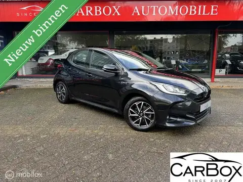 Used TOYOTA YARIS Hybrid 2021 Ad 