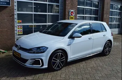 Annonce VOLKSWAGEN GOLF Hybride 2018 d'occasion 