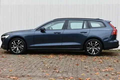 Used VOLVO V60 Hybrid 2024 Ad 