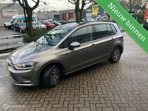 Used VOLKSWAGEN GOLF Petrol 2016 Ad 