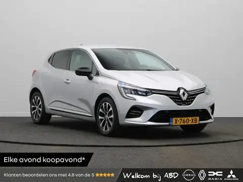 Annonce RENAULT CLIO Essence 2023 d'occasion 