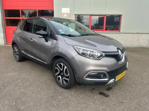 Used RENAULT CAPTUR Petrol 2017 Ad 