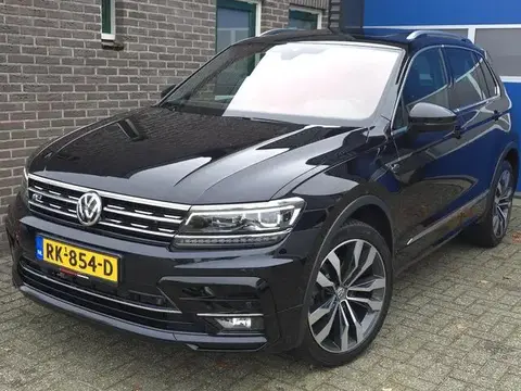 Used VOLKSWAGEN TIGUAN Petrol 2017 Ad 