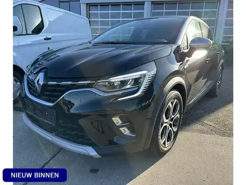 Used RENAULT CAPTUR Hybrid 2023 Ad 