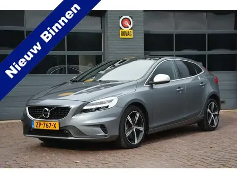 Annonce VOLVO V40 Essence 2019 d'occasion 