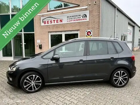 Used VOLKSWAGEN GOLF Petrol 2016 Ad 