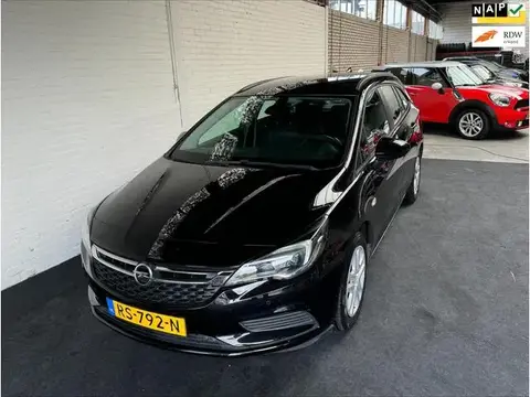 Annonce OPEL ASTRA Essence 2018 d'occasion 