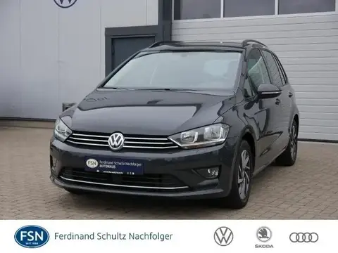 Used VOLKSWAGEN GOLF Petrol 2017 Ad 