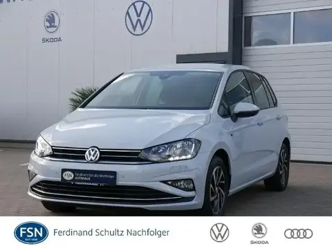 Used VOLKSWAGEN GOLF Petrol 2018 Ad 