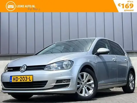 Used VOLKSWAGEN GOLF Petrol 2015 Ad 